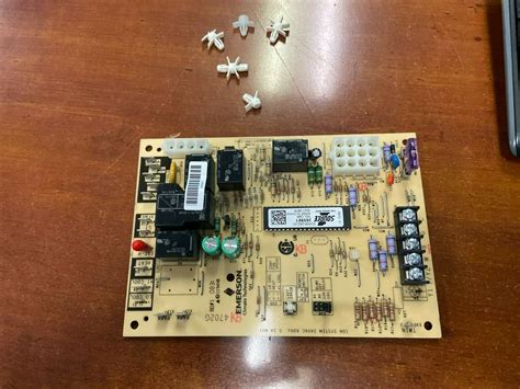 We have a long history and many years of quality customer service as a provider of guaranteed electronic component repairs and re-manufacture of Industrial Electronic <b>Boards</b>. . York control board replacement